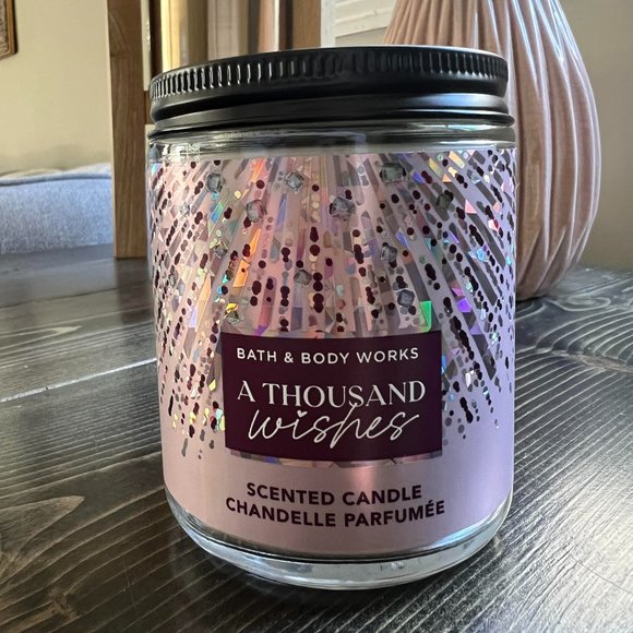 A Thousand Wishes 3-Wick Candle - Picture 1 of 3